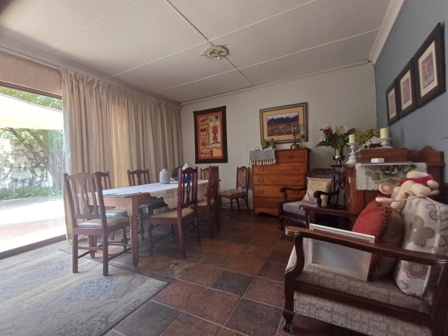 5 Bedroom Property for Sale in Wilkoppies North West